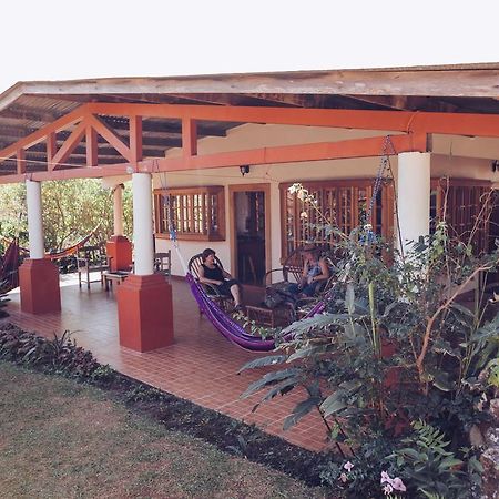 Spanish By The River - Boquete Bagian luar foto